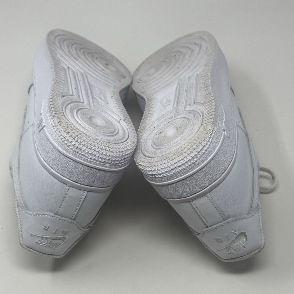 Nike Air Force 1 '07 Low Womens 9 Triple White Leather Athletic Shoes Sneakers - Picture 16 of 16